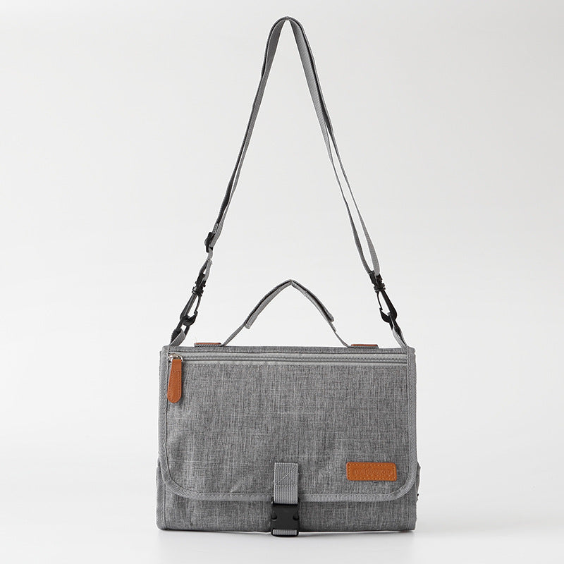 MimiiMe- Mobile Wickelunterlage mit Feuchttuchspender